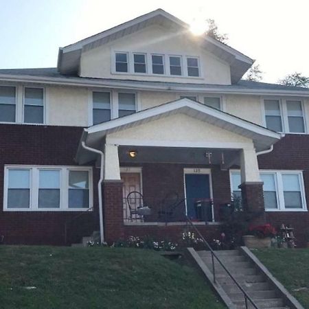 Midtown Omaha Retreat 호텔 외부 사진